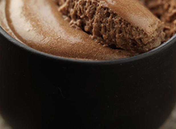 Mousse au chocolat au caramel