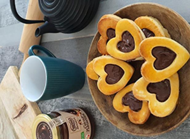 Petits coeurs sablés à la pâte à tartiner