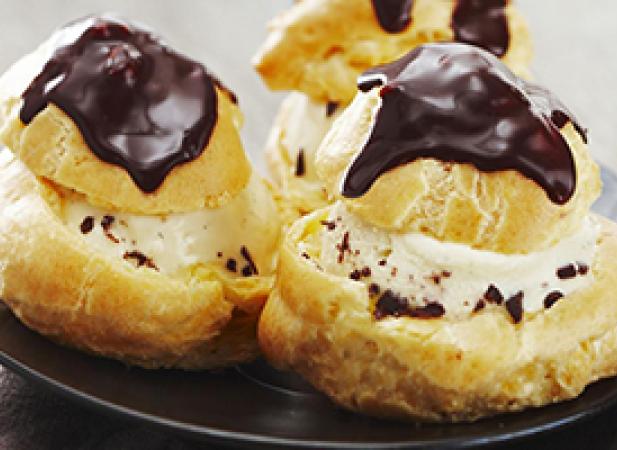 Profiteroles au chocolat