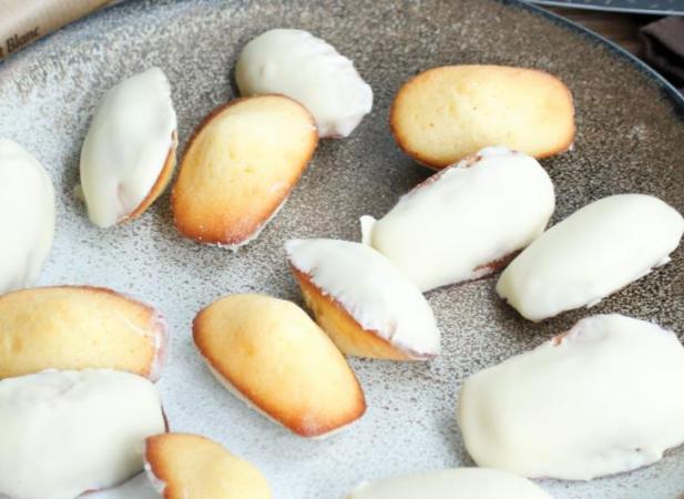 Petites madeleines chocolat blanc